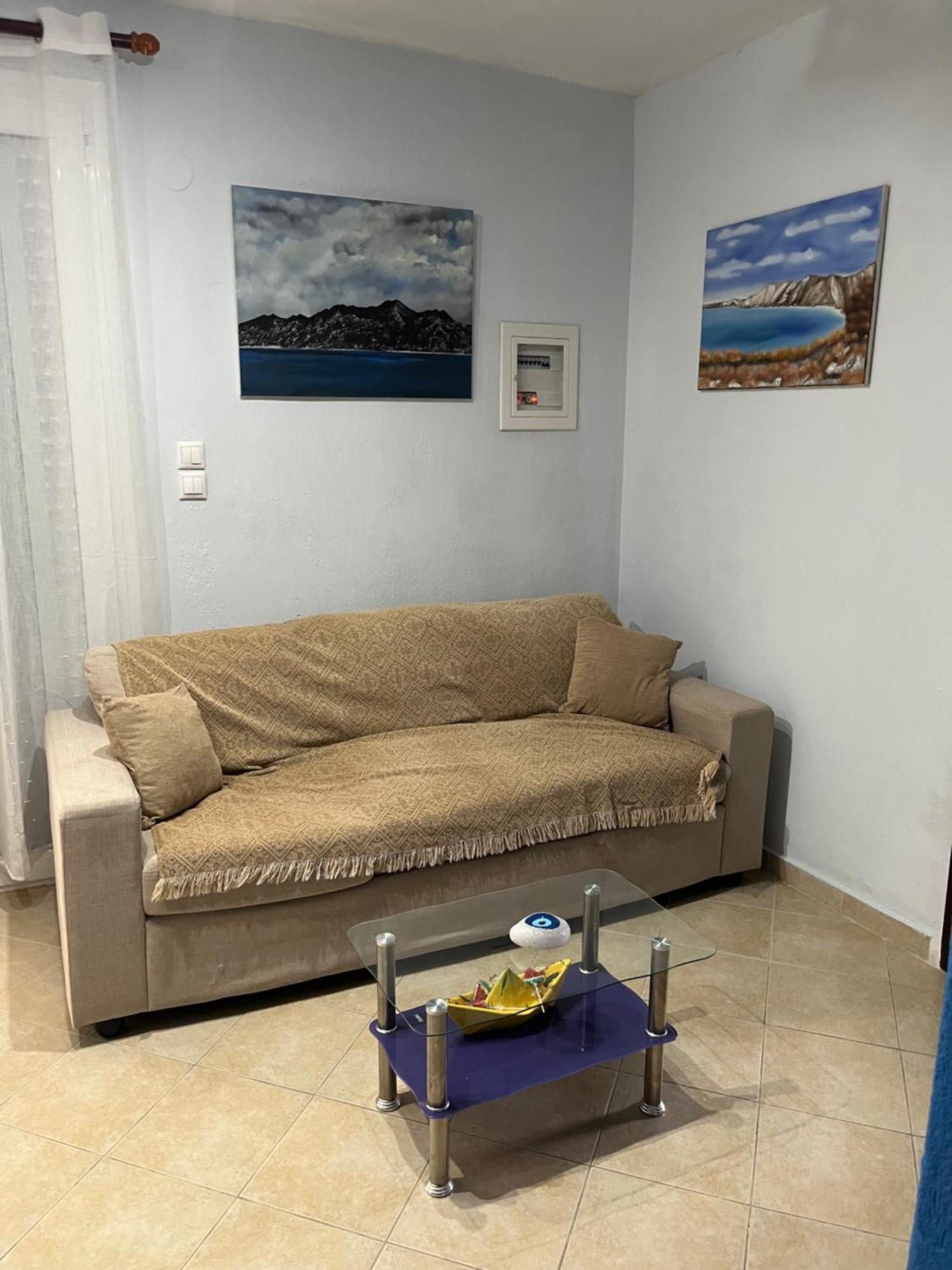 Andres House Polychrono