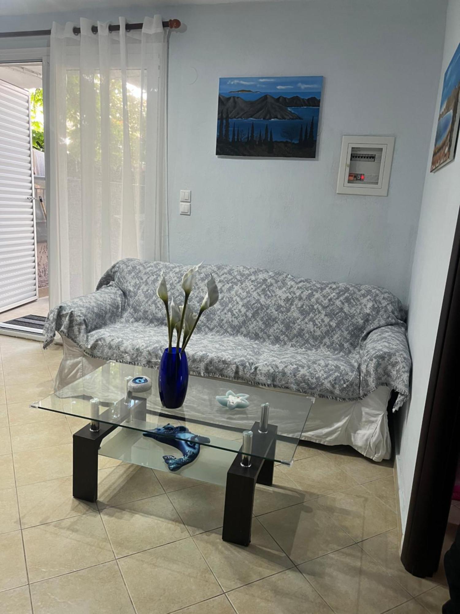 Andres House
